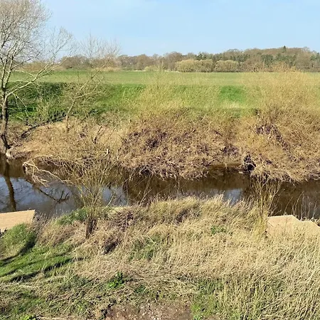 Σπίτι διακοπών River Views, Private Fishing & 9 Min Train To York Ulleskelf