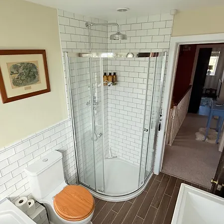 Wharfe Bank Ulleskelf