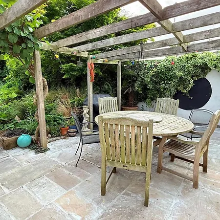 Σπίτι διακοπών River Views, Private Fishing & 9 Min Train To York