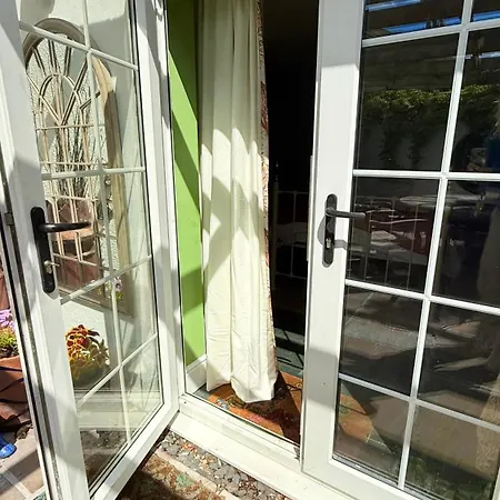 Holiday home River Views, Private Fishing & 9 Min Train To York Ulleskelf